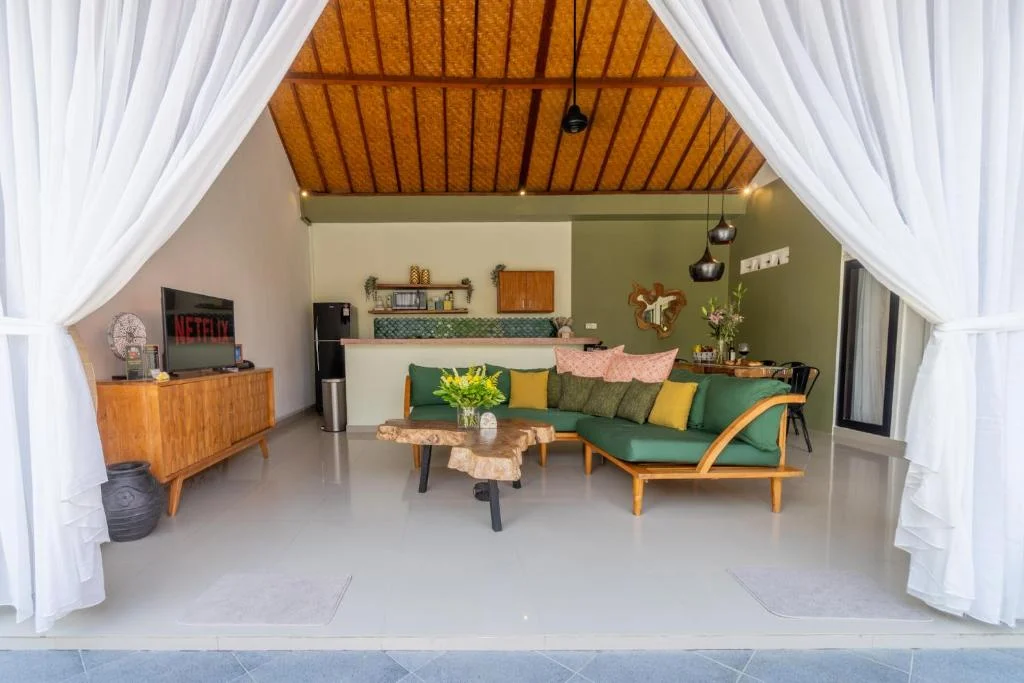 Modern 3-Bedroom Villa in Central Seminyak – Walk to Everything — image 15