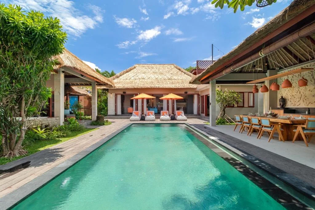 Stylish 5-Bedroom Private Villa in Seminyak – Walk to Beach & Shops — image 15