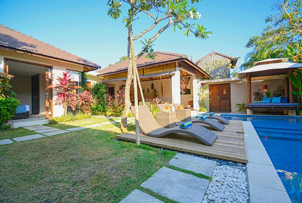 Spacious 3-Bedroom Private Villa in Legian, Bali – Steps from the Beach! — image 11