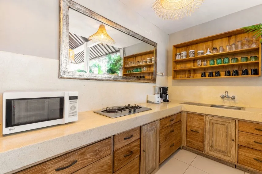Charming 3BR Villa – Just 350m from the Beach — image 17