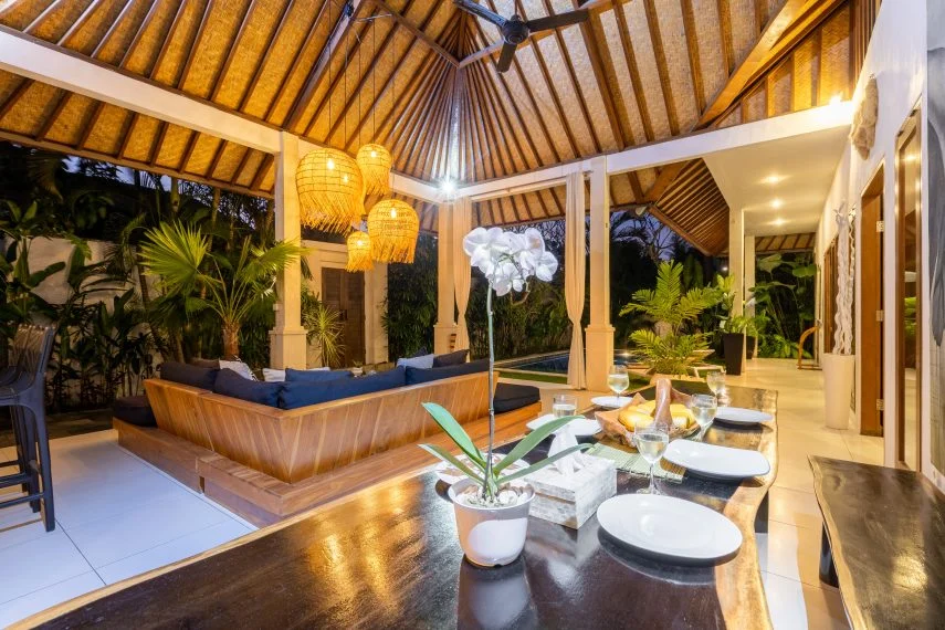 Charming 3BR Villa – Just 350m from the Beach — image 3
