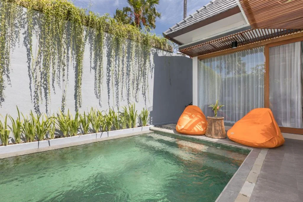 2-Bedroom Private Villas in Seminyak – Tropical Comfort with Private Pool — image 16