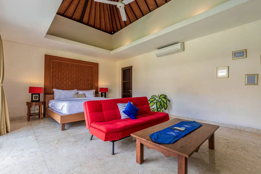 5-Bedroom Private Villa in Canggu – Spacious Hideaway Near Berawa’s Best Spots — image 19