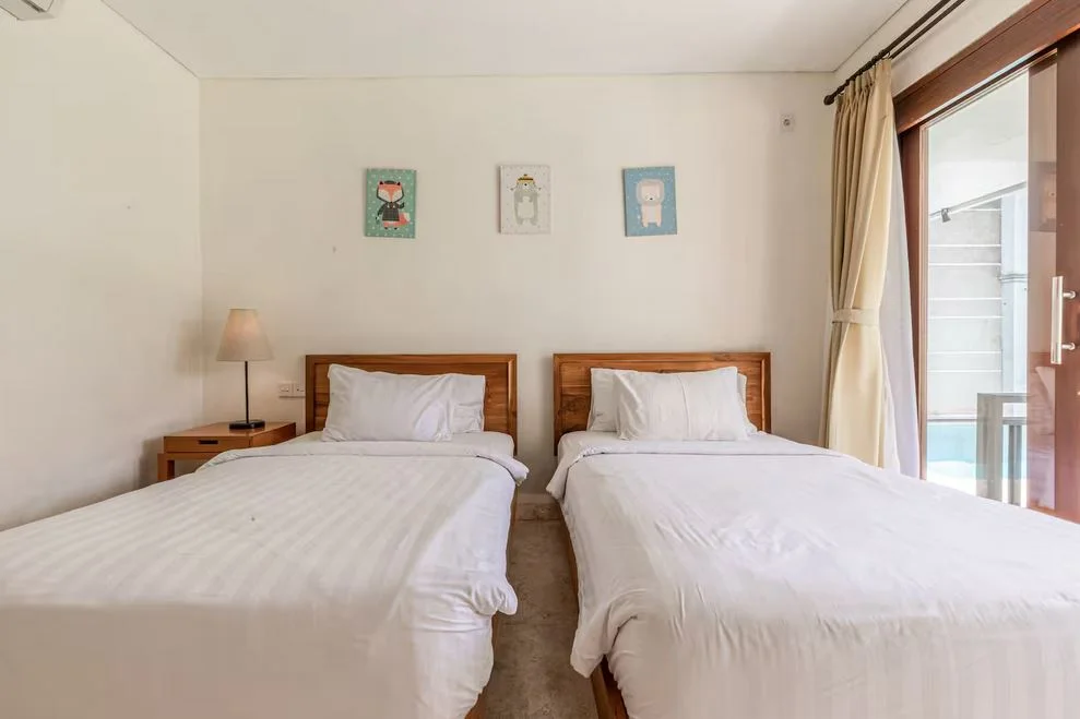 5-Bedroom Private Villa in Canggu – Spacious Hideaway Near Berawa’s Best Spots — image 17