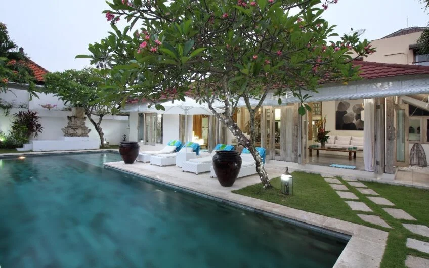 Villa Seminyak BVI42321: Stylish 4-Bedroom All-White Villa with Pool, Perfect for Luxury Getaways in Seminyak