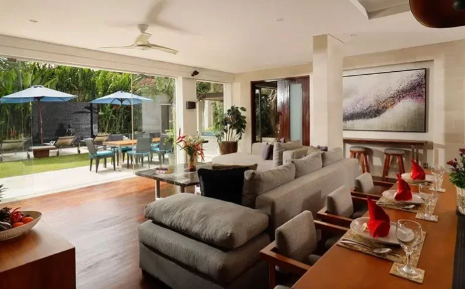 Spacious 3-Bedroom Private Villa with Pool, Near Jimbaran Beach — image 8