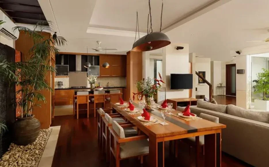 Spacious 3-Bedroom Private Villa with Pool, Near Jimbaran Beach — image 3