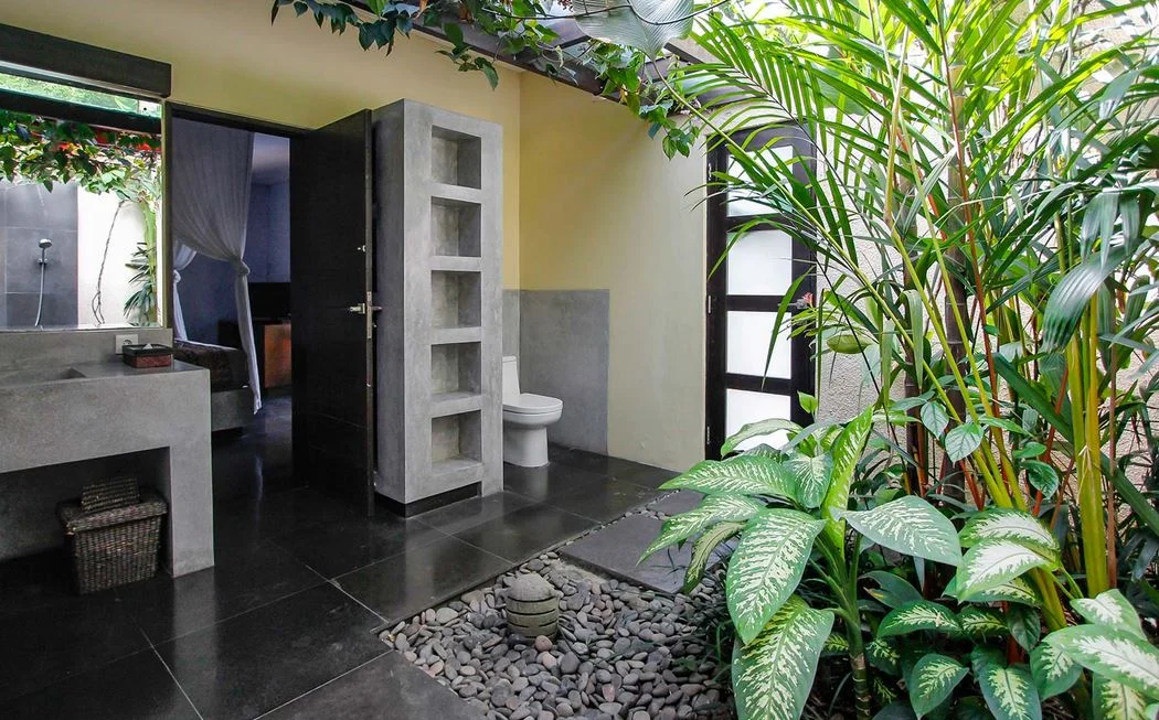 Villa Marche – Romantic 1-Bedroom Hideaway Near Batu Belig Beach — image 17
