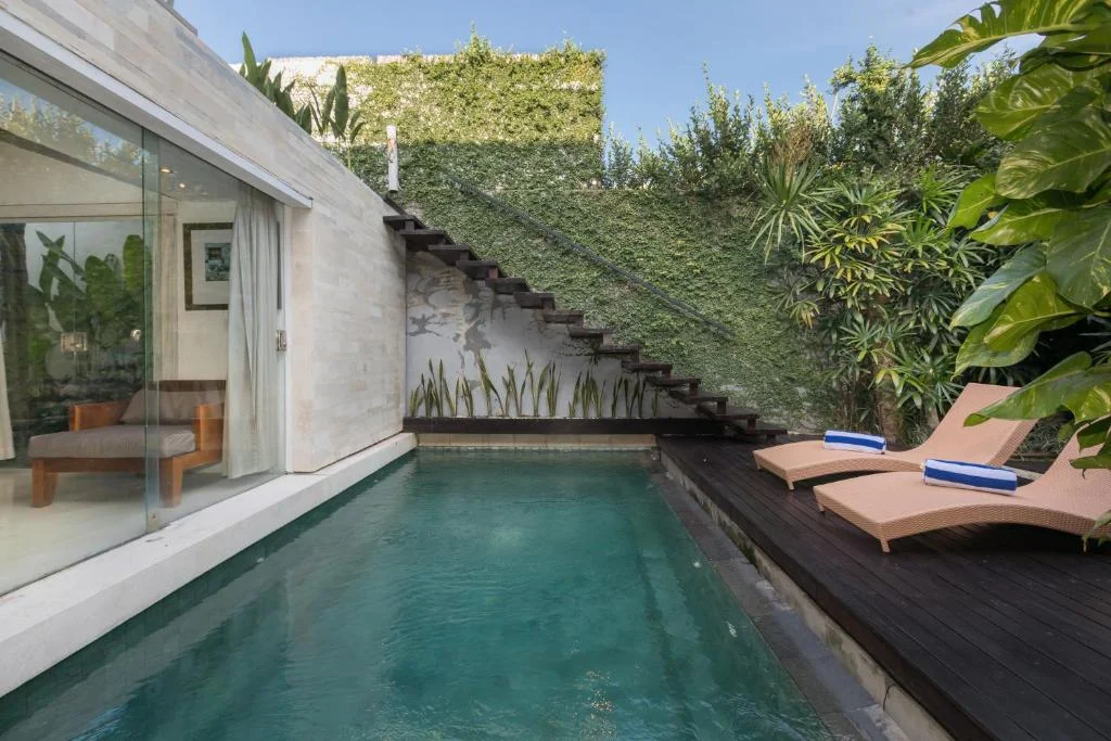 3-Bedroom Private Villa in Canggu – Walk to the Beach, Stay in Style — image 17