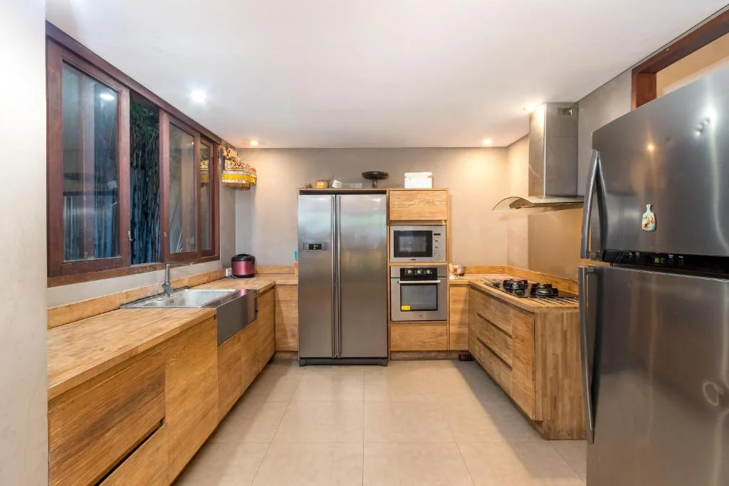 Villa Seminyak BVI42494: Luxurious 7-Bedroom Villa with Pool and Traditional Balinese Charm in the Heart of Seminyak — image 10