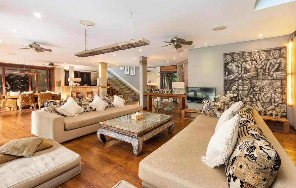 Villa Seminyak BVI42494: Luxurious 7-Bedroom Villa with Pool and Traditional Balinese Charm in the Heart of Seminyak — image 8