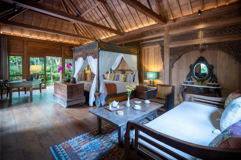 A Balinese Garden Paradise – 5BR Luxury Villa in Jimbaran — image 10