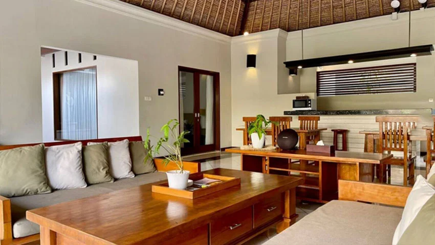 Elegant 4-Bedroom Villa with Private Pool in Jimbaran, Bali — image 17