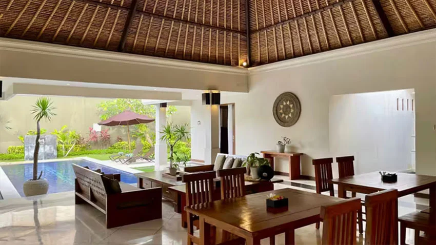 Elegant 4-Bedroom Villa with Private Pool in Jimbaran, Bali — image 11