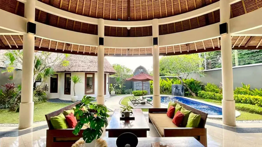 Spacious 3-Bedroom Villa with Private Pool in Jimbaran, Bali — image 6
