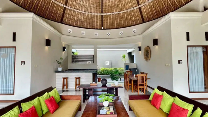 Spacious 3-Bedroom Villa with Private Pool in Jimbaran, Bali — image 15
