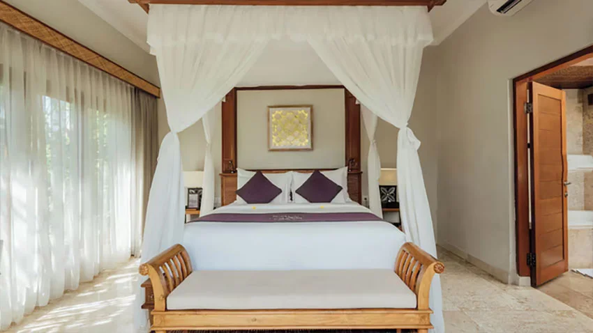 Relaxed Luxury – 3-Bedroom Private Pool Villa Near Bali’s Black Sand Beach — image 5