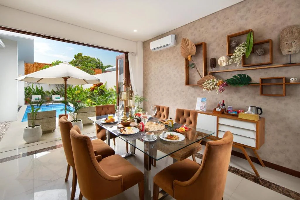 Stylish 2-Bedroom Private Villa with Pool & Garden Views, 12 Minutes Walk to Seminyak Beach — image 8