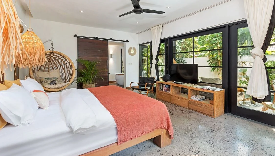 Romantic 1-Bedroom Private Pool Villa Near Ubud — image 15