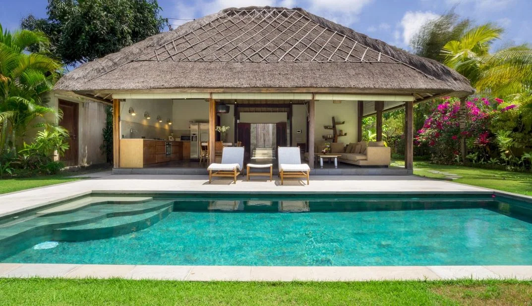 Tropical 2-Bedroom Villa with Private Pool in Uluwatu — image 3