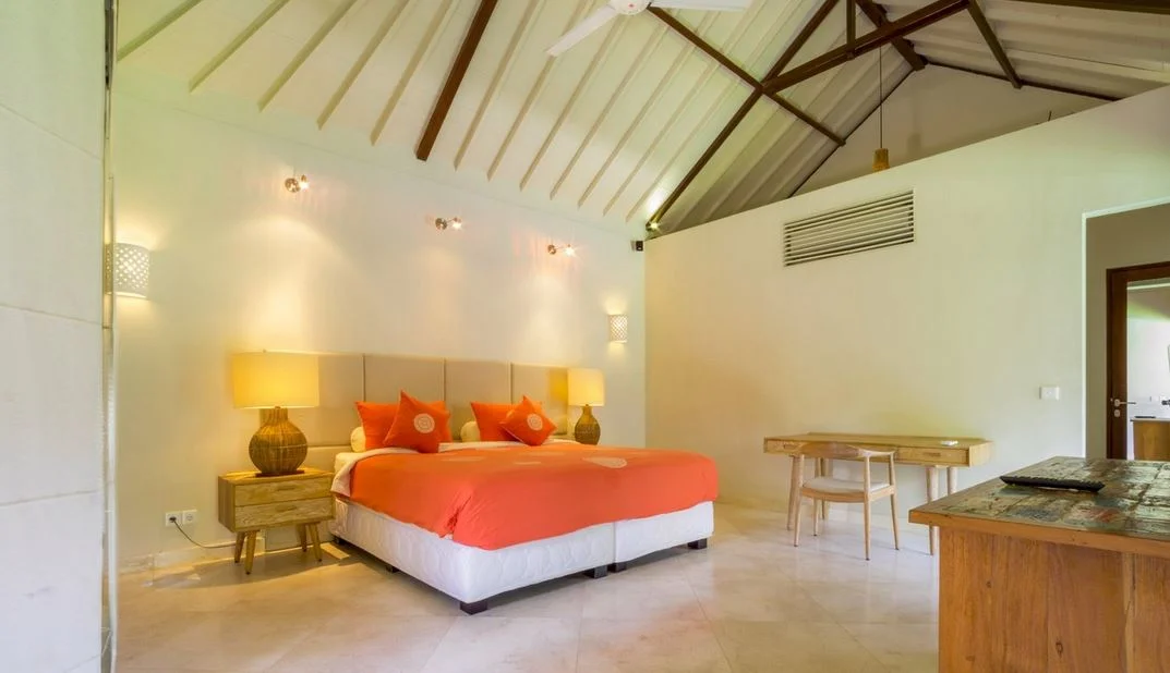 Tropical 2-Bedroom Villa with Private Pool in Uluwatu — image 10
