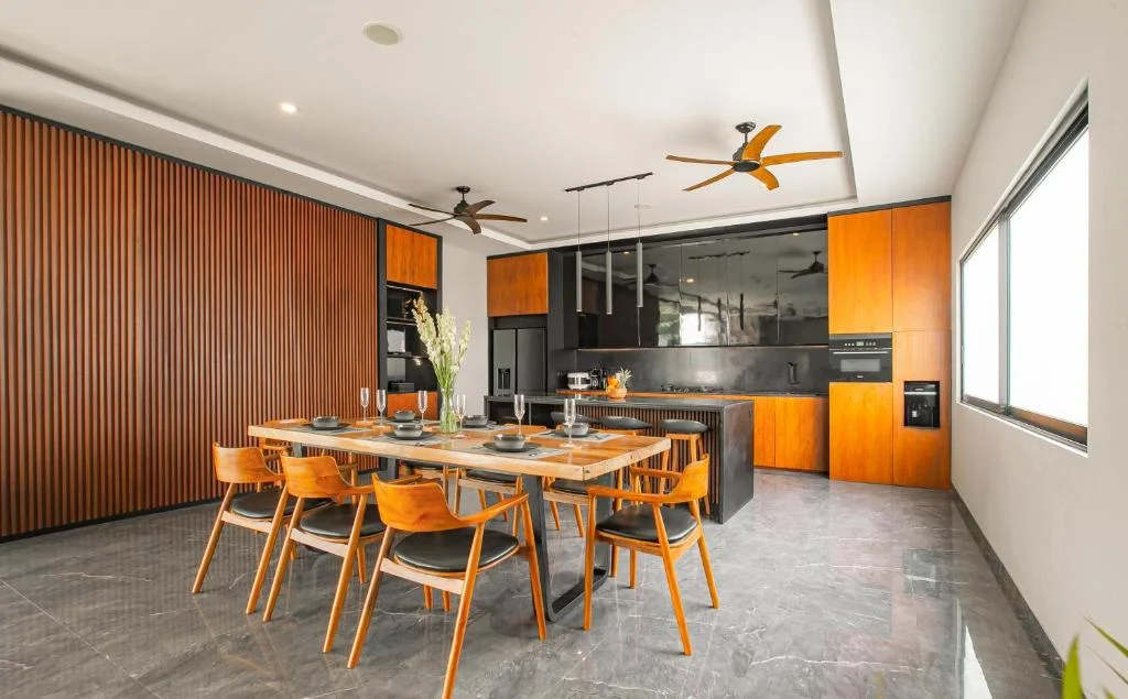 4BR Modern Luxury Villa in Canggu – A Symphony of Style, Comfort & Balinese Elegance — image 3