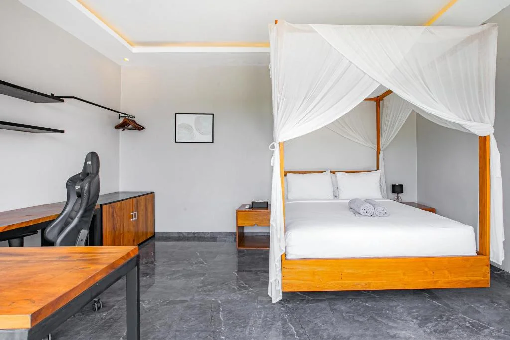 4BR Modern Luxury Villa in Canggu – A Symphony of Style, Comfort & Balinese Elegance — image 12