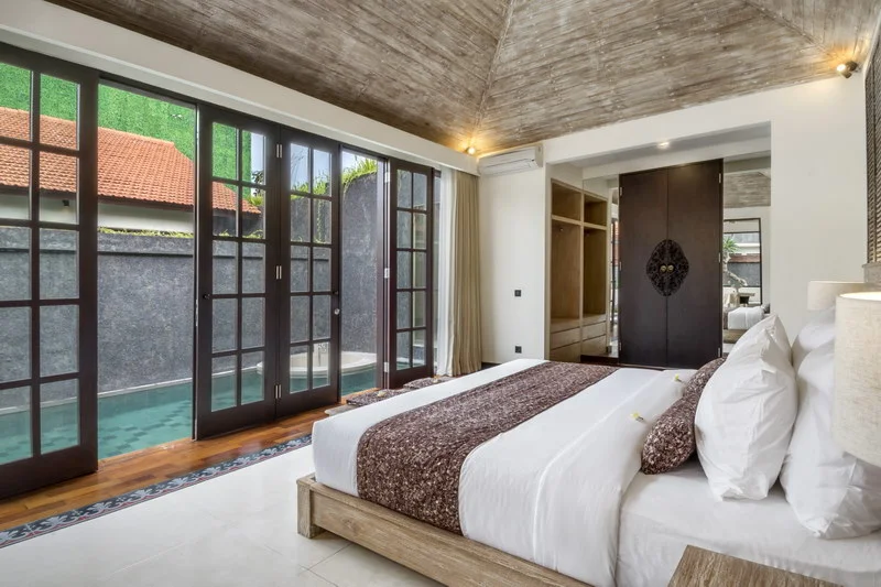 Romantic 1-Bedroom Villa with Private Pool & Jacuzzi – Umalas, Bali — image 6