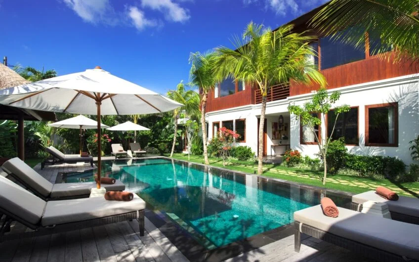 Luxurious 12-Bedroom Villa Estate in the Heart of Seminyak — image 4