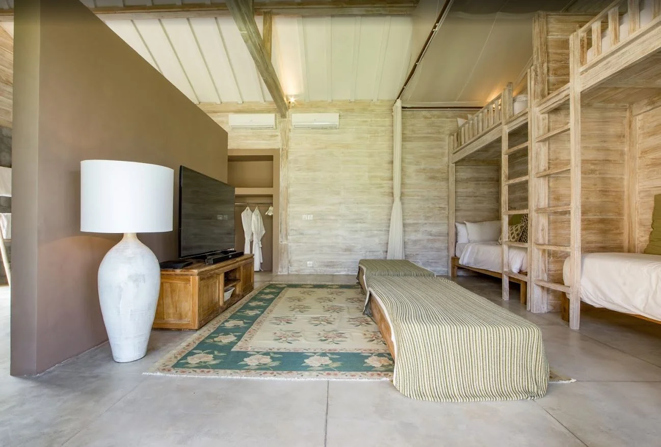 Villa Kerobokan BVI44392 – Luxury 6 to 8-Bedroom Villa Complex with Traditional Balinese Charm in Kerobokan — image 17