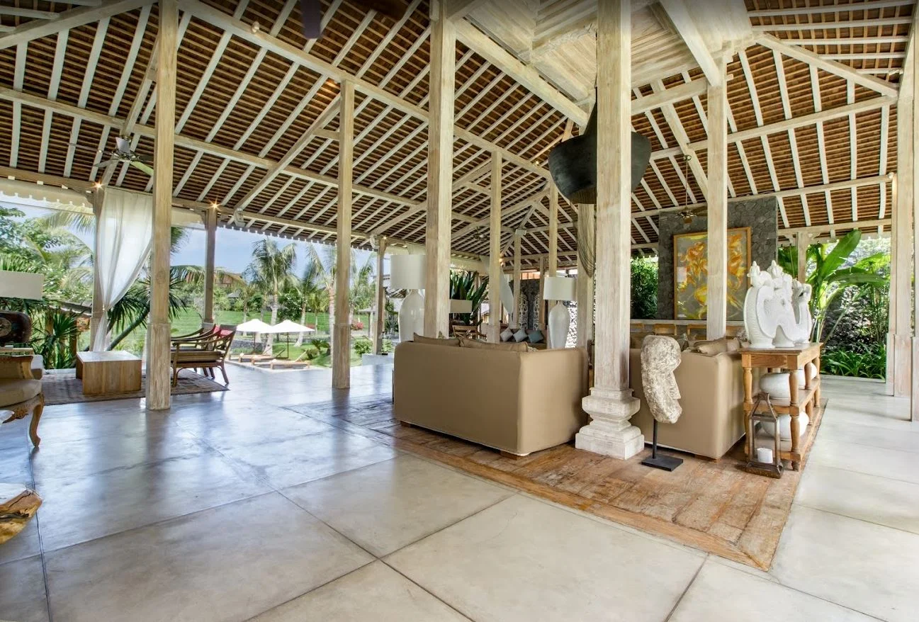 Villa Kerobokan BVI44392 – Luxury 6 to 8-Bedroom Villa Complex with Traditional Balinese Charm in Kerobokan — image 10