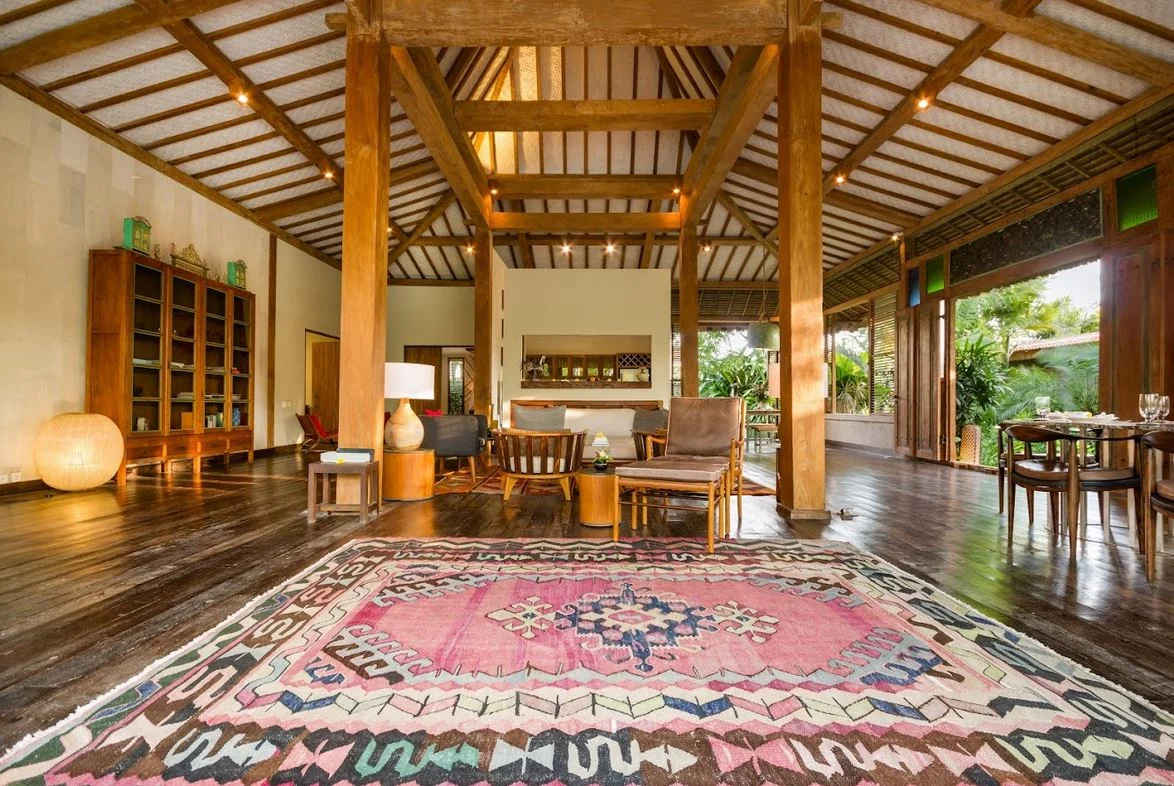 Charming 2-Bedroom Private Villa Near Berawa Beach, Canggu Bali — image 17