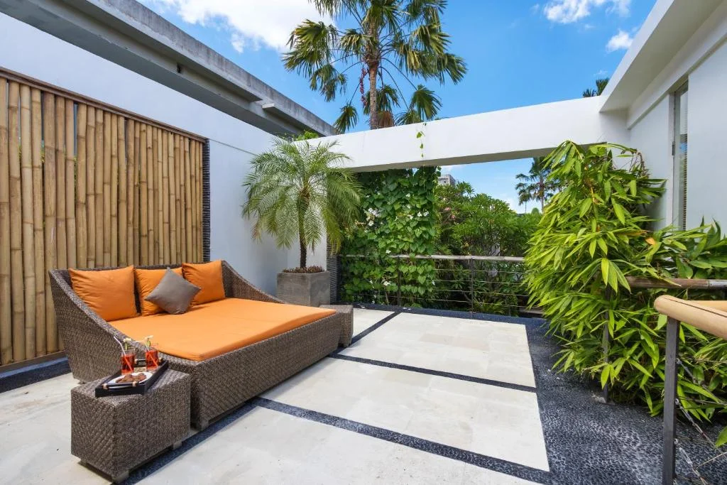Stylish 3BR Villa with Pool in Trendy Petitenget, Seminyak — image 10