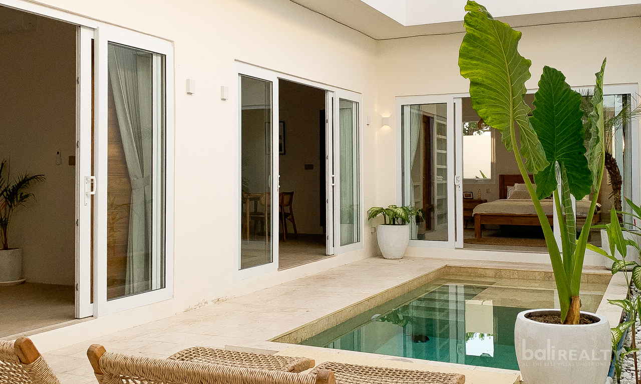 Charming Minimalist Two-Bedroom Villa in Balangan’s Orange Zone, Steps from the Beach 2597 — image 12