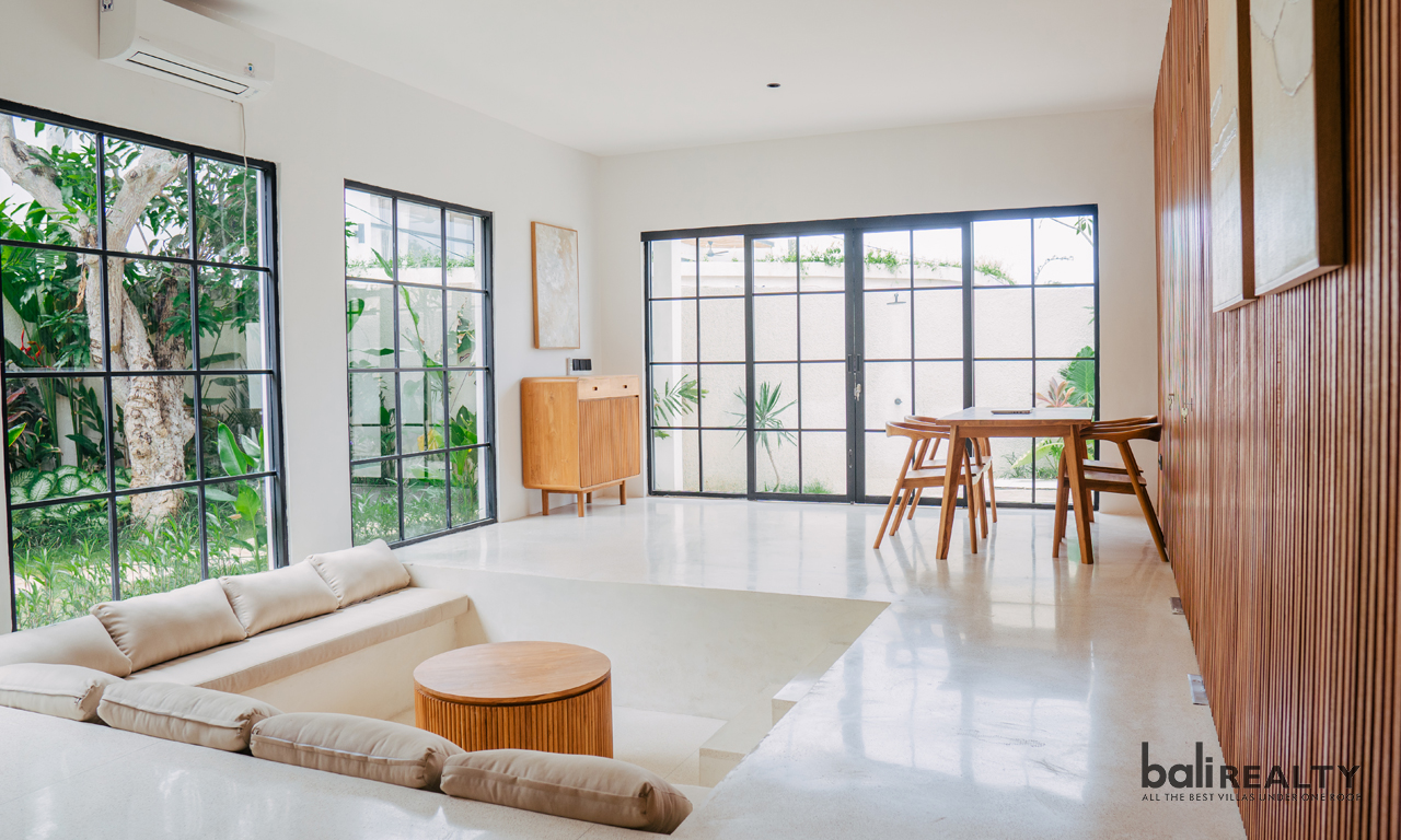 High ROI Opportunity: Contemporary Three-Bedroom Villa Steps from Balangan Beach — image 2