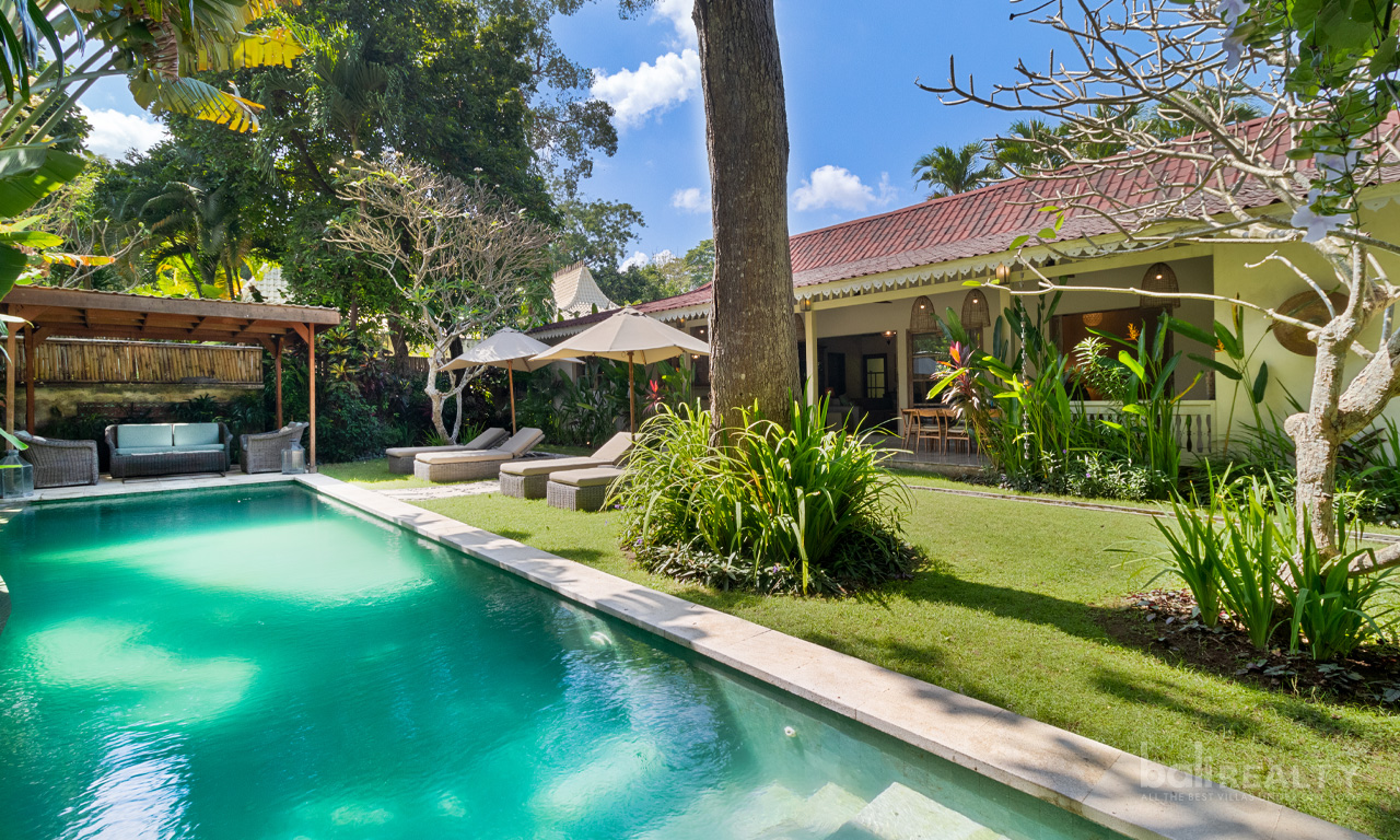 Spacious 3-Bedroom Villa on 590sqm in Greater Seminyak – Prime Batu Belig — image 13