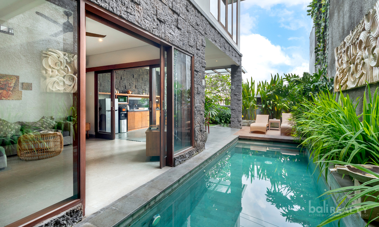 Freehold 5 Bedroom Villa With Two Adjoining Units in Prime Batu Bolong – Canggu! — image 16