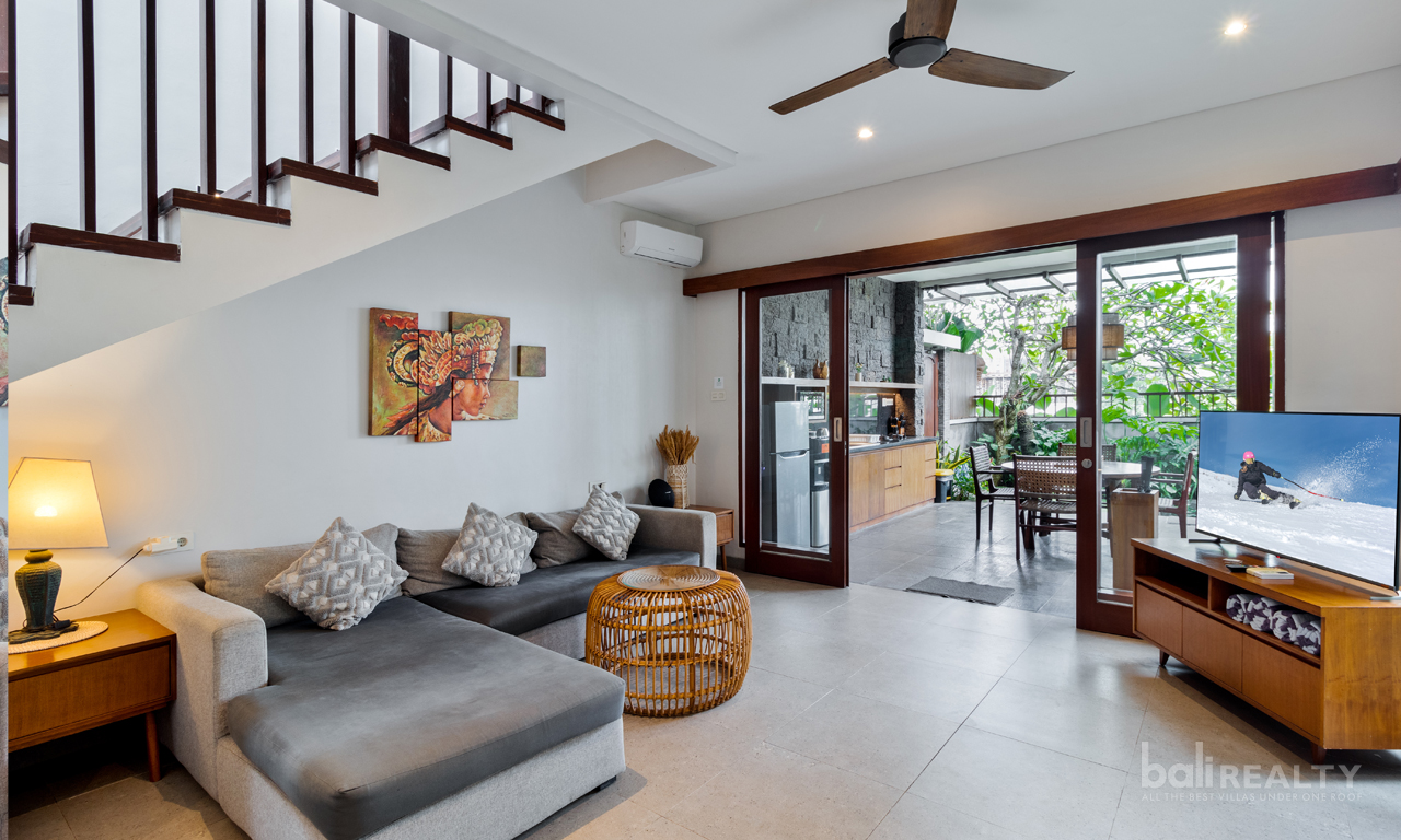 Freehold 5 Bedroom Villa With Two Adjoining Units in Prime Batu Bolong – Canggu! — image 19