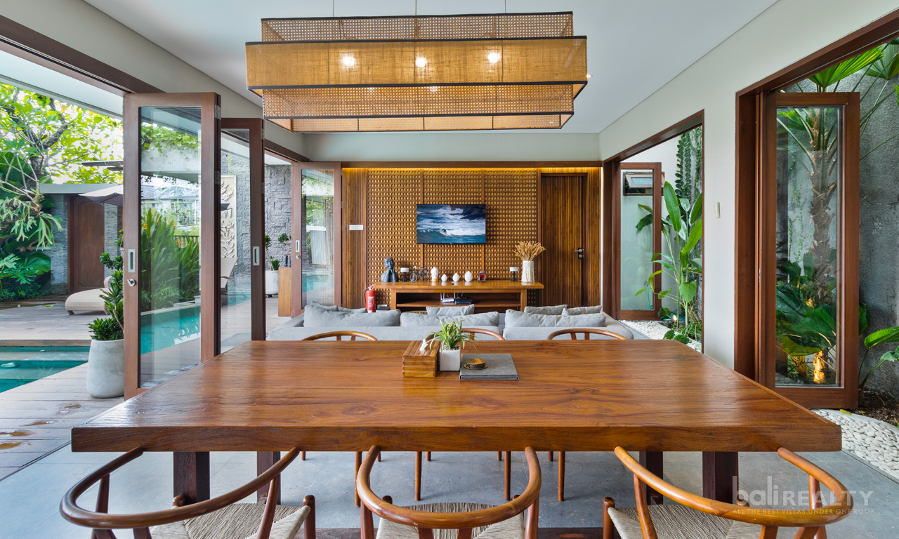 Freehold 5 Bedroom Villa With Two Adjoining Units in Prime Batu Bolong – Canggu! — image 5