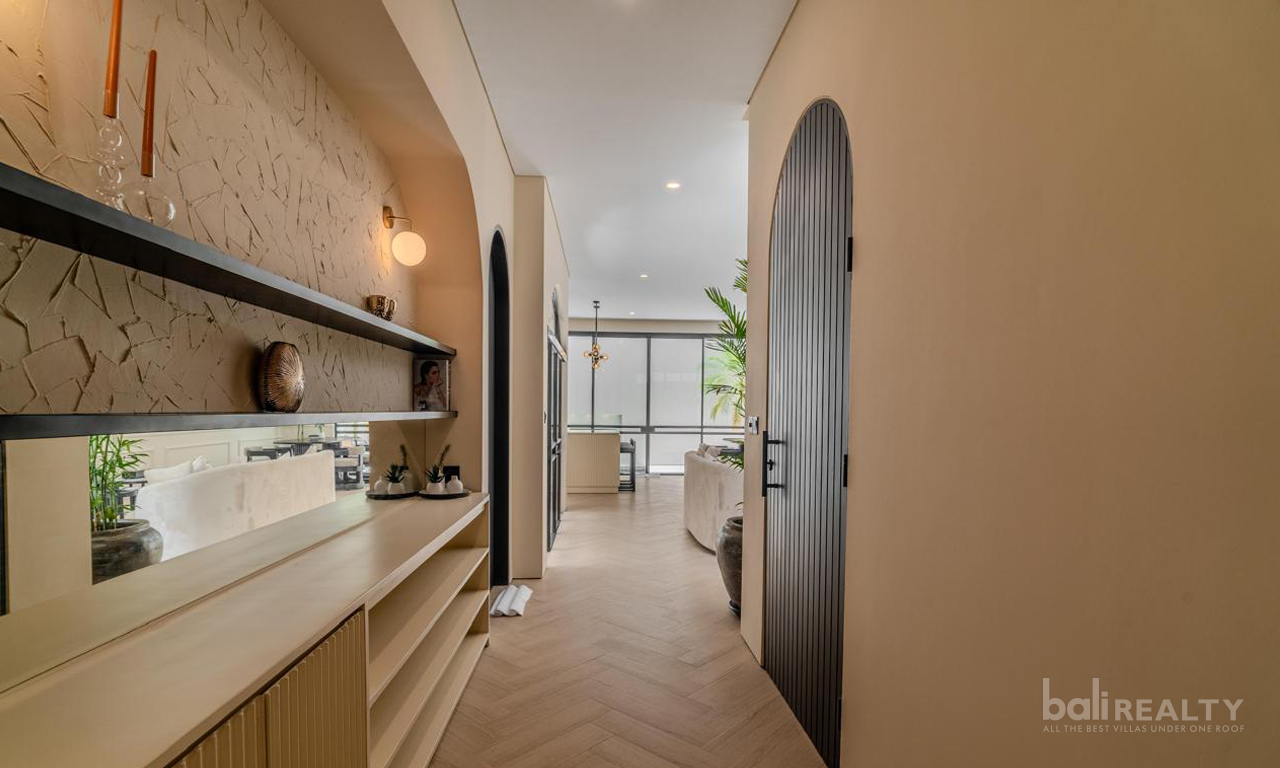 Stylish Two-Bedroom Villa with Long Lease in Berawa’s Prime Locale — image 16