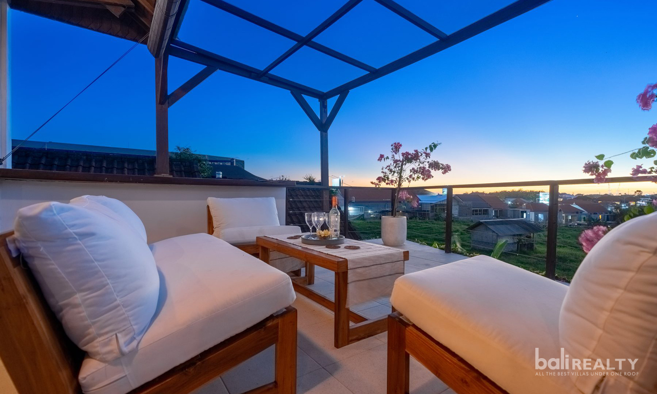 Spacious & Elegant 4-Bedroom Villa for Yearly Rent in Prime Berawa, Canggu 3013 — image 15