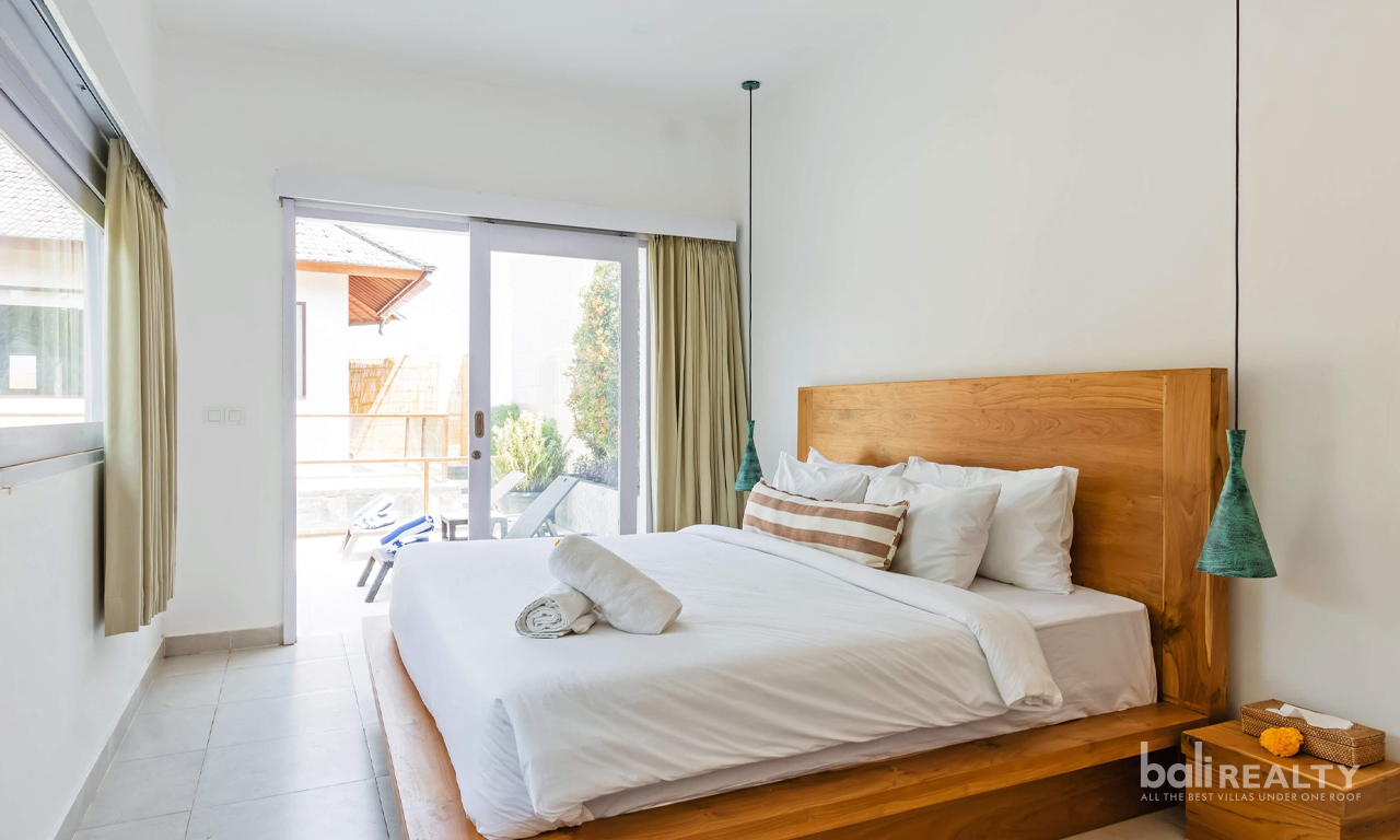 Spacious Four-Bedroom Villa in Prime Berawa 3014 — image 13