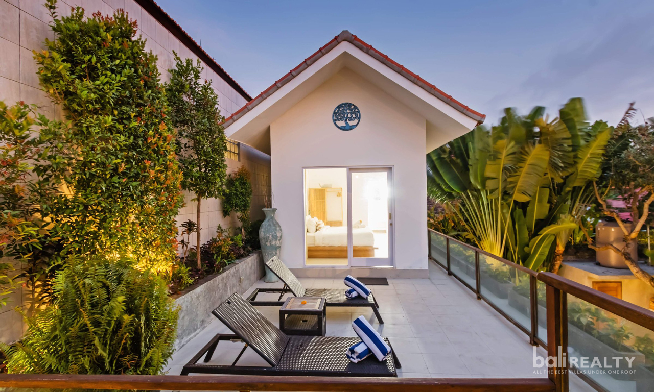 Spacious Four-Bedroom Villa in Prime Berawa 3014 — image 3