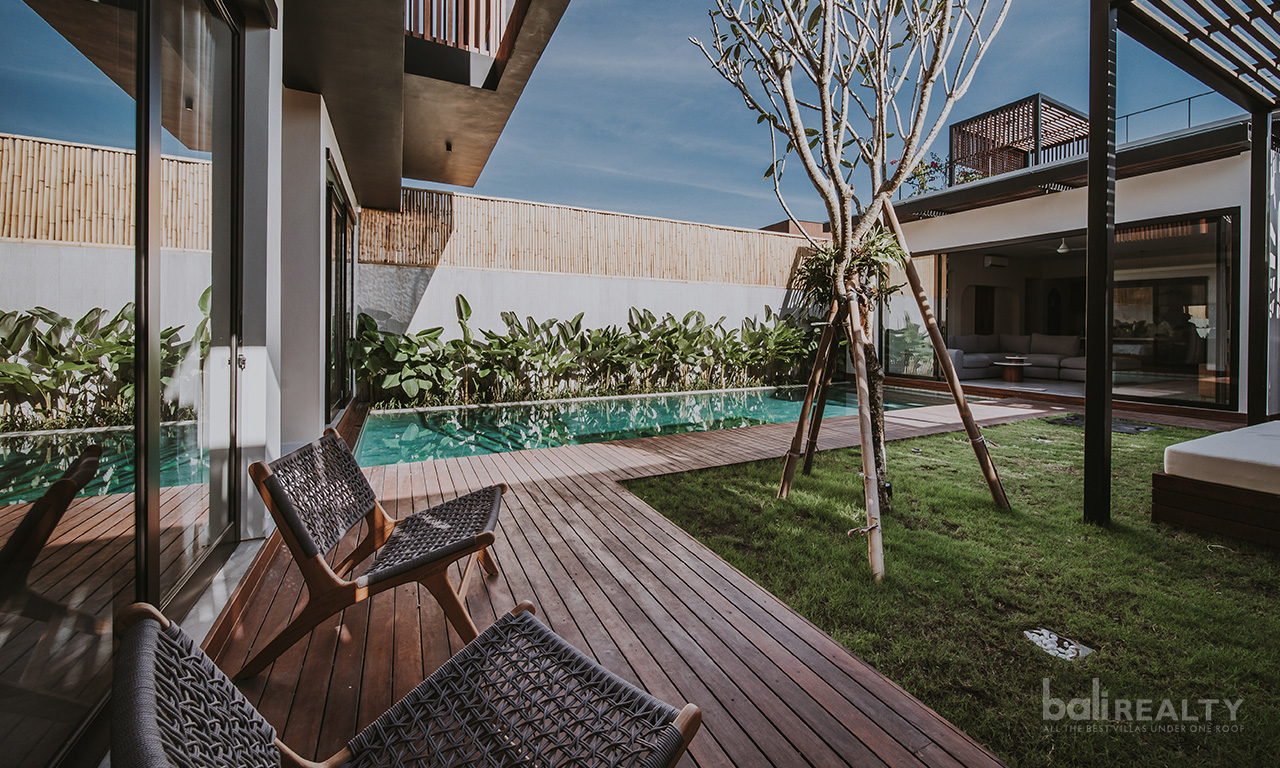 Premium Four Bedroom Villa for Sale in Canggu 2202 — image 1