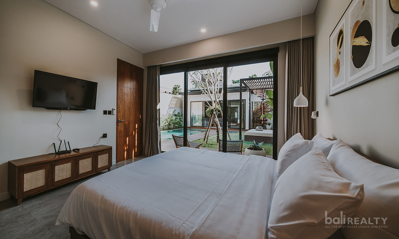 Premium Four Bedroom Villa for Sale in Canggu 2202 — image 5