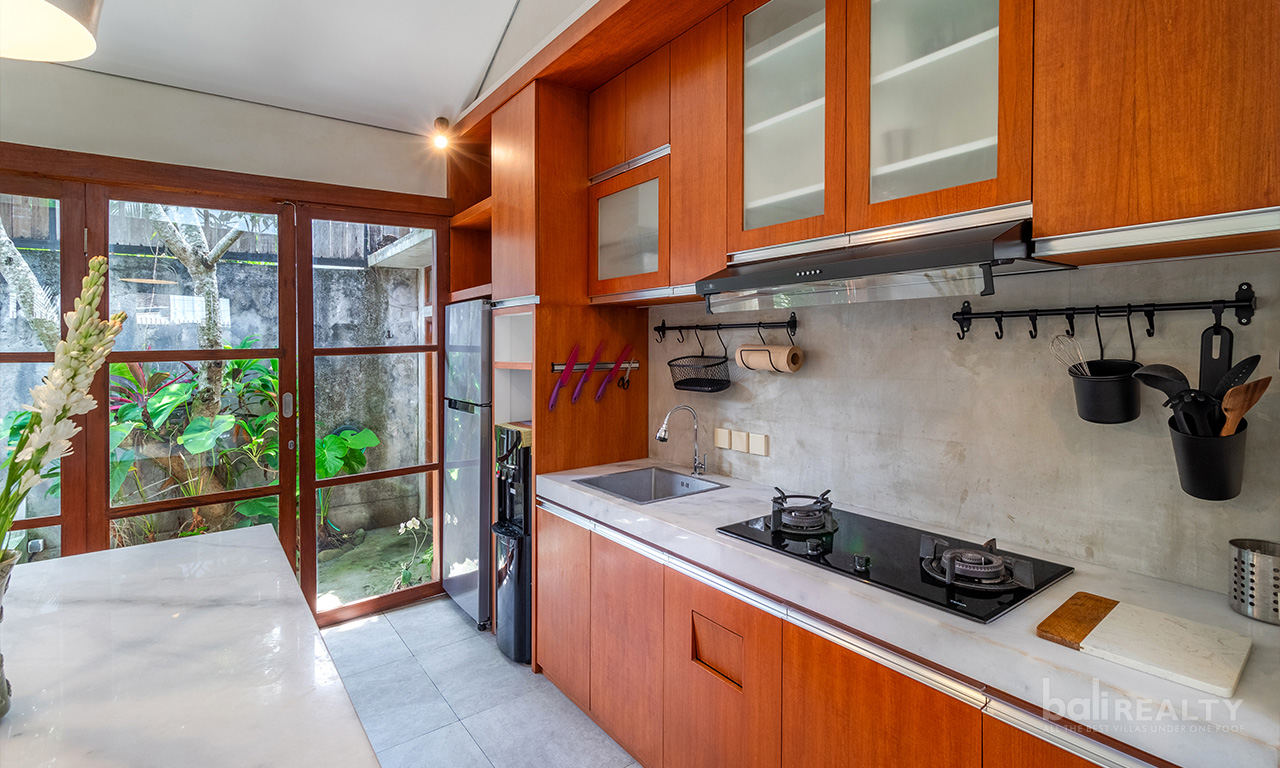 20-Year Leasehold Two-Bedroom Villa in Rapidly Developing Padonan, Canggu — image 3