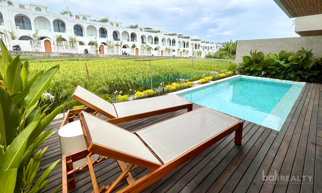 Brand New Three-Bedroom Villa: Yearly Rental with Rice Field View in Tumbak Bayuh — image 2
