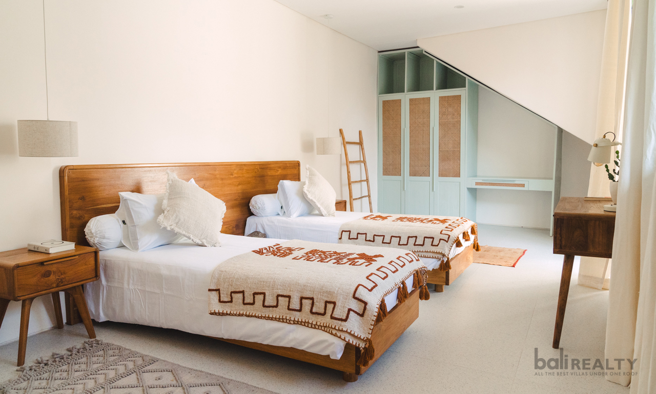Four-Bedroom Villa for Yearly or Monthly Rental in Babakan Area — image 15