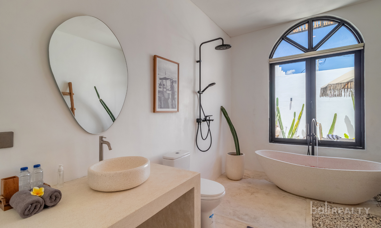 Prime Investment: 4 Units of Modern Two-Bedroom Villas in Strategic Padonan Location — image 9