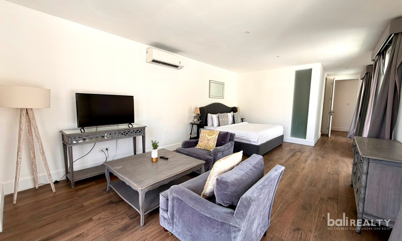 Fully Furnished Three-Bedroom Villa: Monthly & Yearly Rental, Close to Canggu Beach — image 8